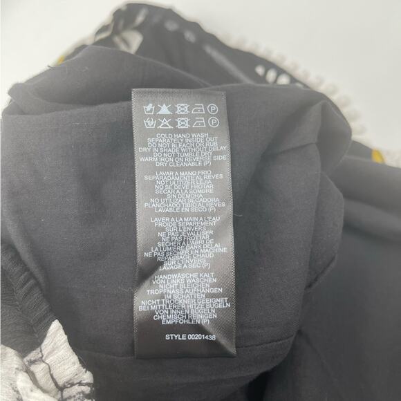 CITY CHIC Jumpsuit SZ 14 Black White Yellow Crepe Floral Print Off The Shoulder - Picture 12 of 13